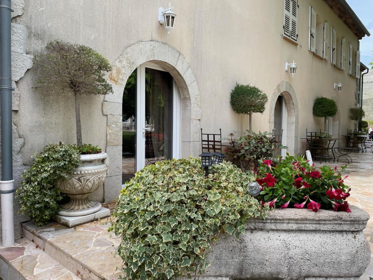 보두앙 Domaine De Majastre B&B 외부 사진