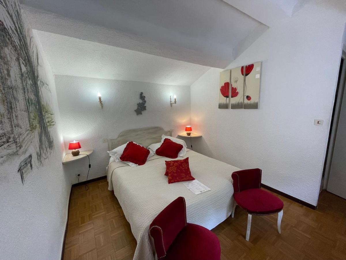 보두앙 Domaine De Majastre B&B 외부 사진