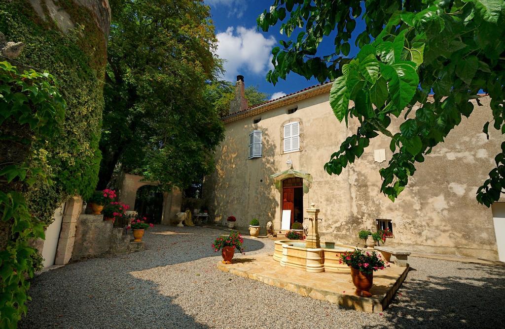 보두앙 Domaine De Majastre B&B 외부 사진