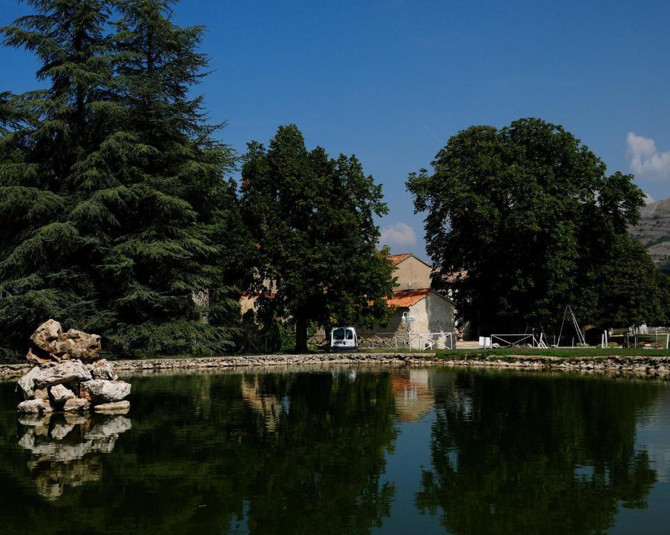 보두앙 Domaine De Majastre B&B 외부 사진